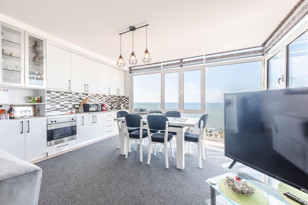 Seaview Luxury Suite By Ps Golem  Exteriör bild