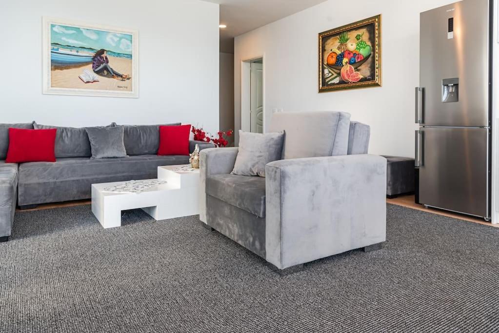 Seaview Luxury Suite By Ps Golem  Exteriör bild